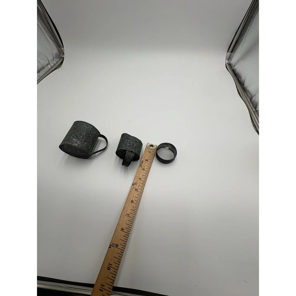 Vtg Metal Tin Cup,Tin Scoop,Tin Cookie/Bisquit Cutter